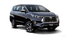 Innova Crysta 2023